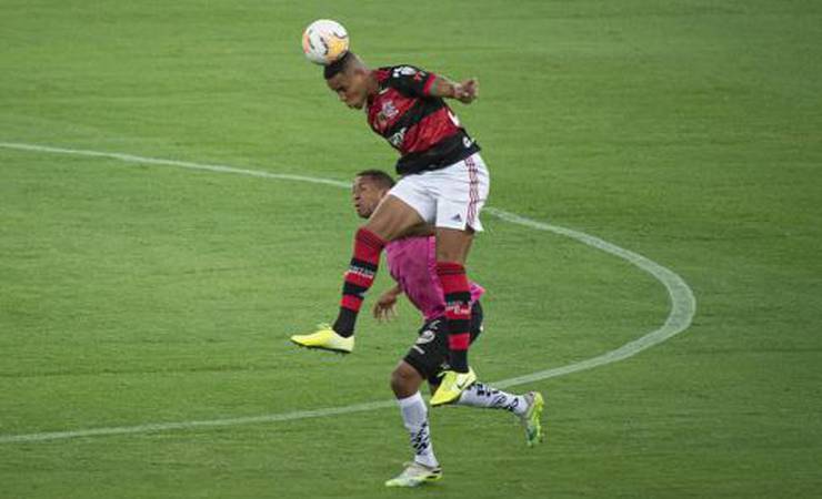 Eliminado pelo Del Valle no Sub-20 há sete meses, trio do Flamengo deixa boa impressão e dá a volta por cima