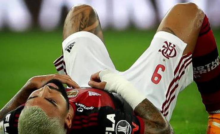 Lesionado, Gabigol faz uso de muletas e publica: 'Não vou parar por nada no mundo'