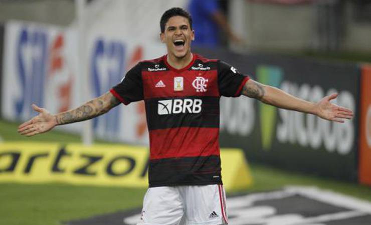 Torcedores do Flamengo se irritam com Tite após convocação de Pedro