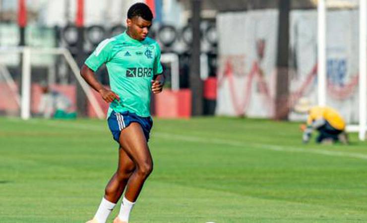 Flamengo encaminha venda de Lincoln para o Vissel Kobe, do Japão