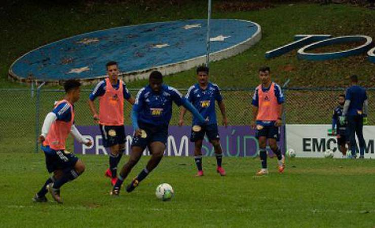 Cruzeiro encara o Flamengo pelo Brasileiro sub-20 de olho na ponta