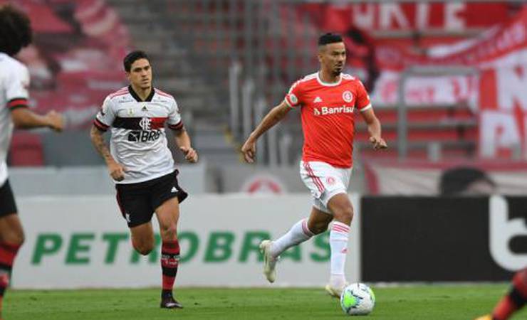 Rivaldo analisa duelo entre Flamengo e Inter e aponta a equipe favorita