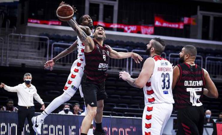 Flamengo perde para o Quisma e fica com vice da Champions League das Américas de Basquete