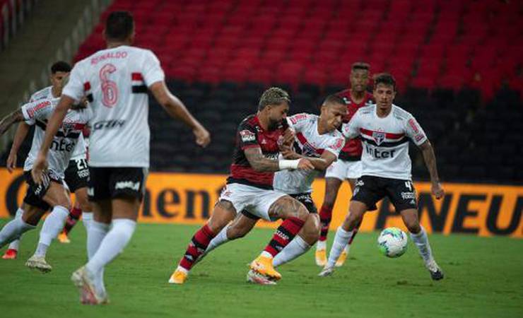 São Paulo x Flamengo: prováveis escalações, desfalques e onde assistir
