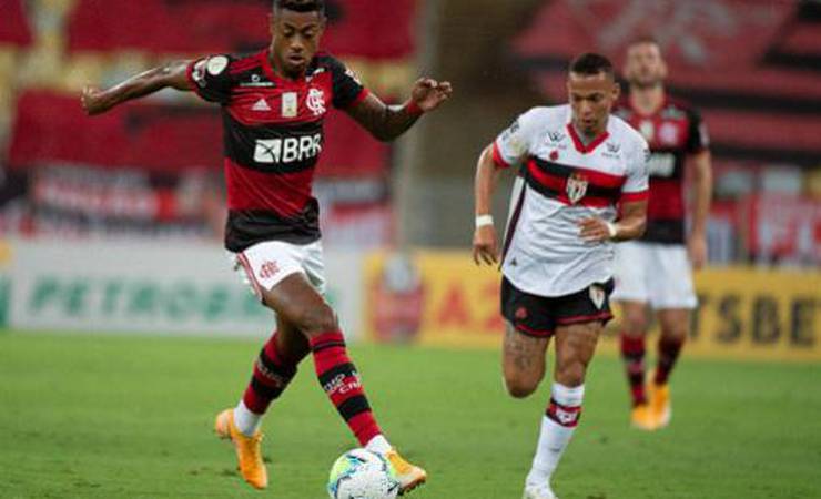 Flamengo empata com o Atlético-GO no Maracanã e chega a quatro rodadas sem vencer no Brasileirão