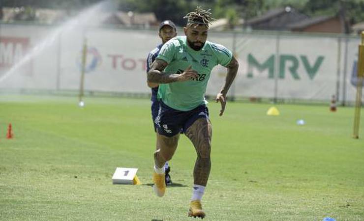 Com 'dor de cabeça boa' para Ceni, Flamengo finaliza preparação para enfrentar o Santos