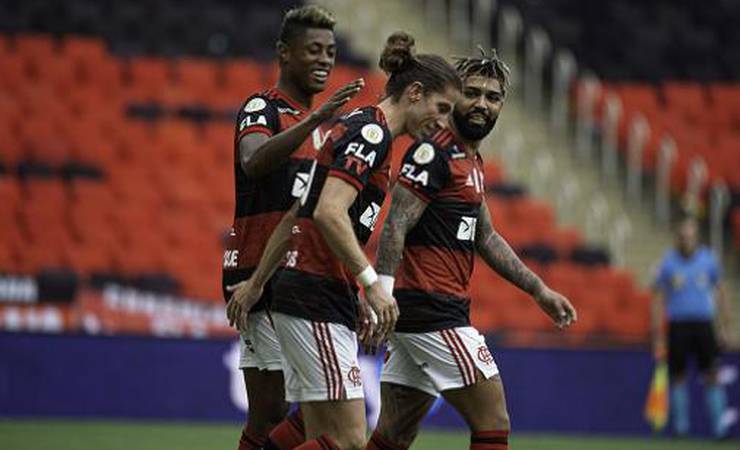 Assista aos bastidores da goleada do Flamengo sobre o Santos no Maracanã