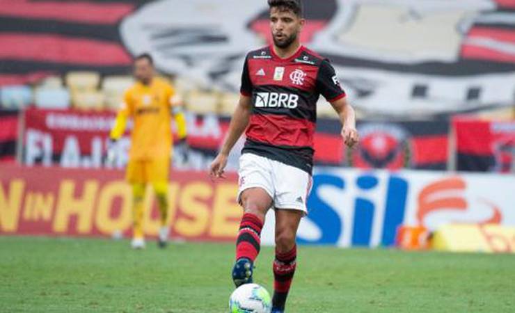 Reta final de contrato: Ceni pede para a diretoria do Flamengo renovar com Pepê