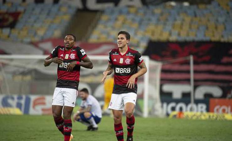 Flamengo vê ousadia coroada com estrela de jogadores do banco, e Ceni obtém feito inédito pelo clube