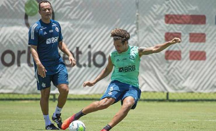 Com Arão na zaga e o retorno de Gabigol, Ceni indica escalação do Flamengo contra o Goiás