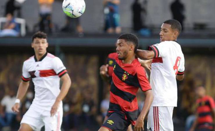 Flamengo vence o Sport fora de casa e sai na frente nas quartas de final da Copa do Brasil Sub-17
