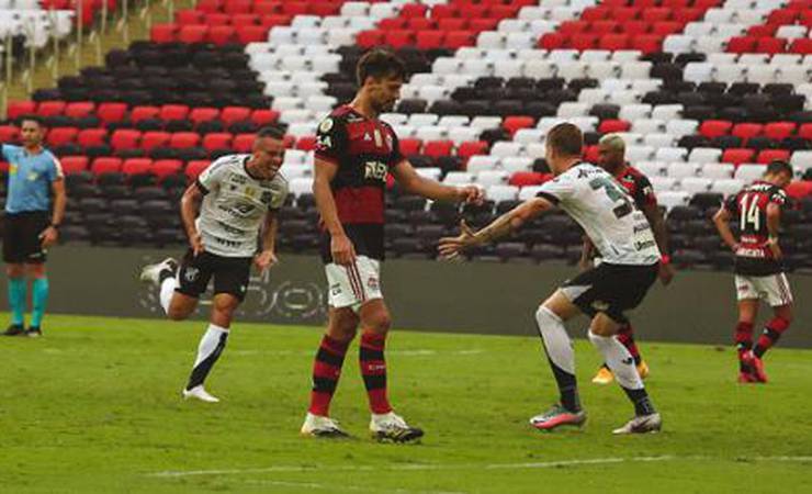 Flamengo de 2020 tem segundo pior desempenho defensivo da década; veja os números