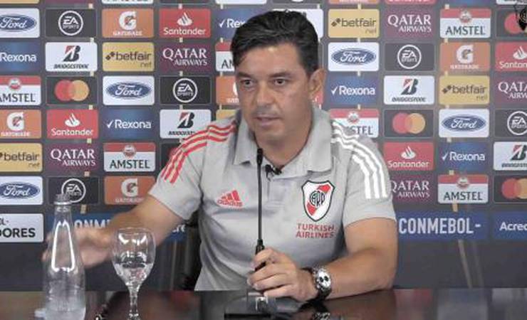 Suárez vê com bons olhos a chegada de Marcelo Gallardo no Uruguai