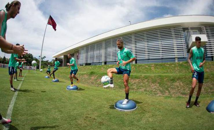 Contra o Goiás, Flamengo inicia 'semana-chave' fora do Rio e com a necessidade de melhorar a pontaria