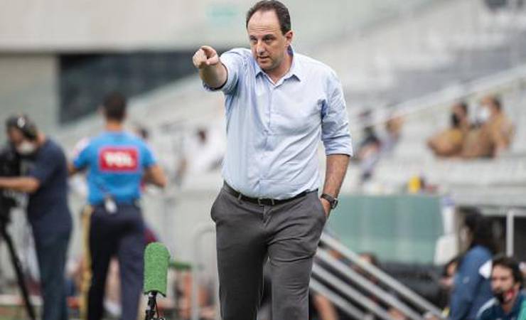 Torcedores do Flamengo ficam na bronca com Rogério Ceni após derrota para o Athletico-PR