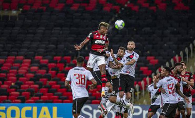 Gabigol de pênalti e Bruno Henrique à la CR7: assista aos gols do Flamengo na vitória sobre o Vasco