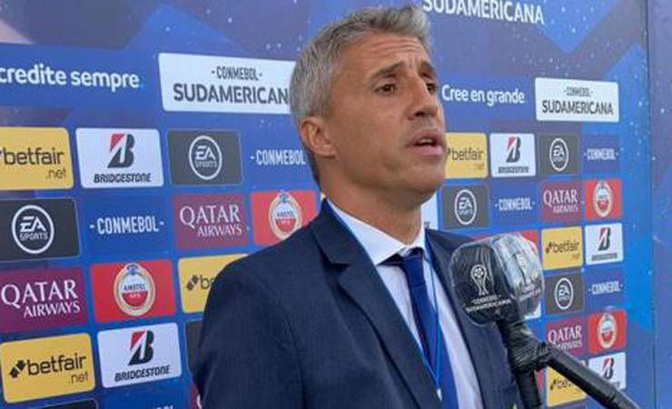 Luiz Gomes: 'São Paulo fez com Crespo o que o Flamengo não fez com Dome'