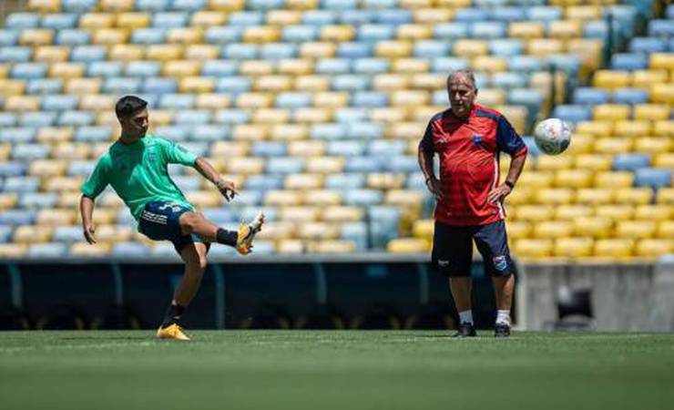 Com direito a dicas a joia do Flamengo, Zico lança curso online sobre fundamentos do futebol