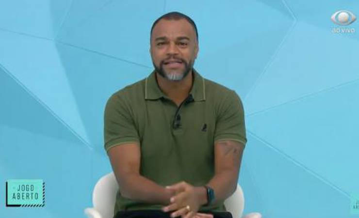 'Não seria surpresa o Fluminense vencer o Flamengo', diz Denilson sobre final do Carioca