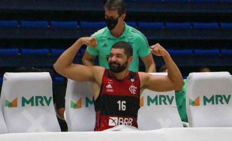 Avassalador no 3° período, Flamengo derrota Campo Mourão e segue na liderança do NBB