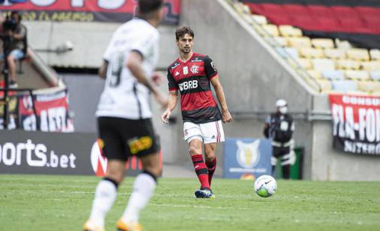 No 'sacrifício', Rodrigo Caio teve lesão agravada na reta final do Brasileirão; médico do Flamengo explica a decisão