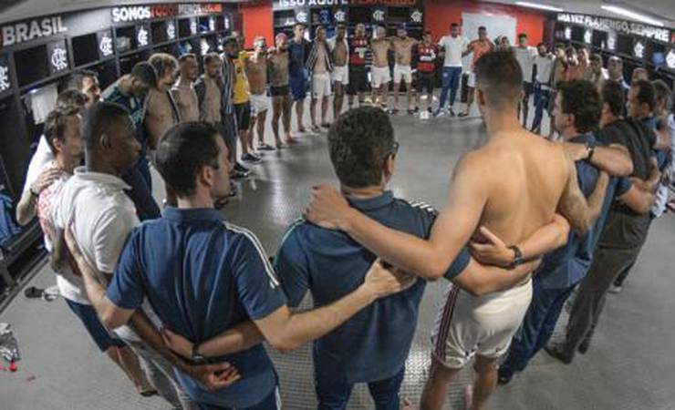 'Falta um!': assista aos bastidores da vitória do Flamengo sobre o Inter