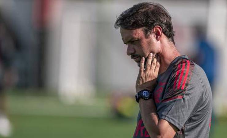 Maurício Souza avalia justiça no Fla-Flu e reforça confiança em Michael: 'Não veio para o Flamengo à toa'