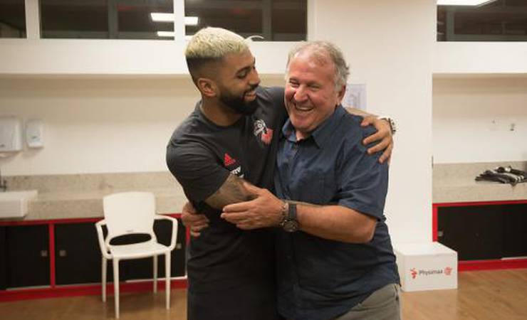 João Guilherme diz que Gabigol superou dois ídolos do Flamengo, e o coloca na mesma prateleira de Zico