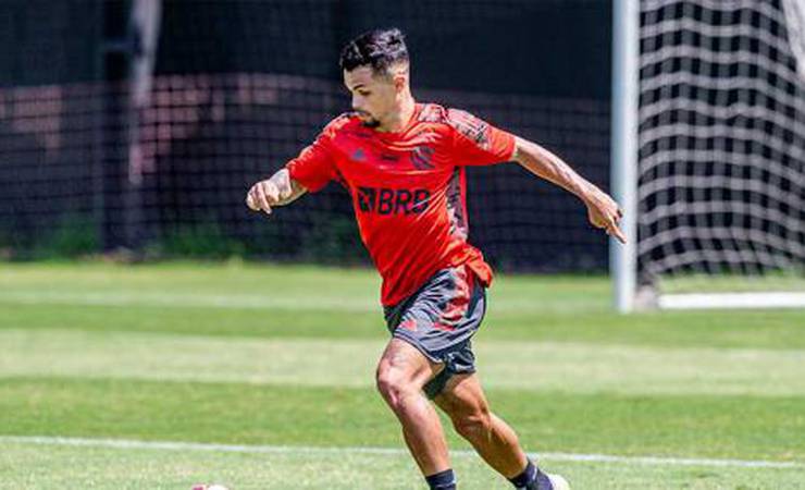 Reforço mais caro de 2020, Michael dá 'passo atrás' por recomeço no Flamengo