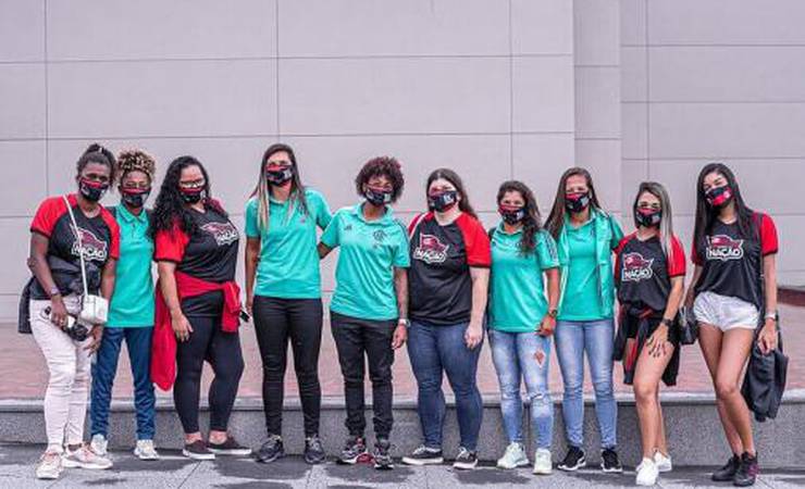 Em ação para celebrar o Dia da Mulher, Flamengo promove encontro entre torcedoras e atletas no Ninho