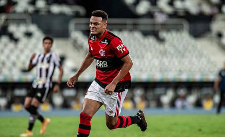 Muniz pode acabar com 'jejum' de artilheiros formados na base do Flamengo
