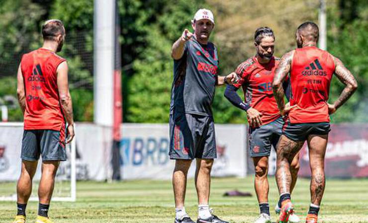 De olho na Supercopa, Ceni terá dois jogos para fazer ajustes e dar ritmo ao elenco principal do Flamengo