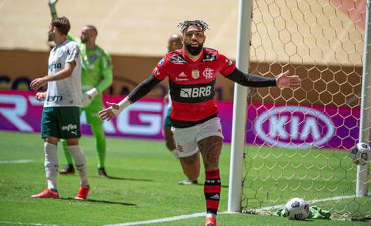 Gabigol se isola como o maior artilheiro do Flamengo no século e vibra com título: 'O melhor venceu'