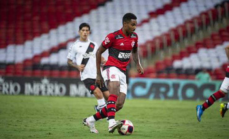 Autor do gol do Flamengo, Vitinho lamenta derrota para o Vasco: 'Temos que tirar lições da partida'