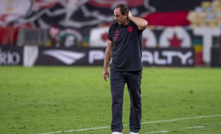 Rogério Ceni lamenta gol sofrido no início e admite atuação abaixo do Flamengo: 'Erros técnicos simples'