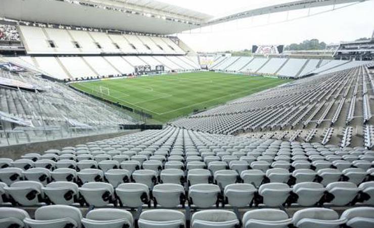 Qualidade do gramado pesa, e Flamengo escolhe a Neo Química Arena para encarar o Fluminense