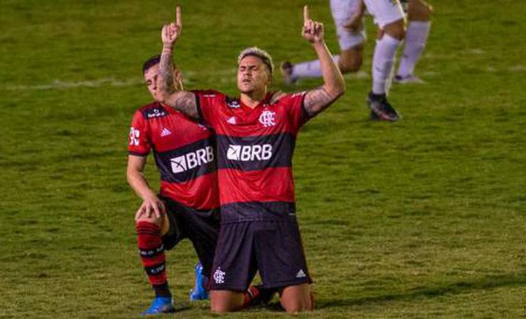 Pedro celebra volta, mas diz que trocaria gols por vitória do Flamengo