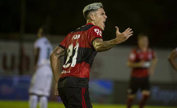 Pedro vê Flamengo 'pronto' e destaca importância de estrear com vitória na Liberta: 'Todo mundo quer ganhar da gente'