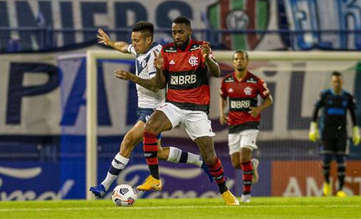 Sobra na frente, sofre atrás: estreia na Libertadores é tônica do  Flamengo de 2021