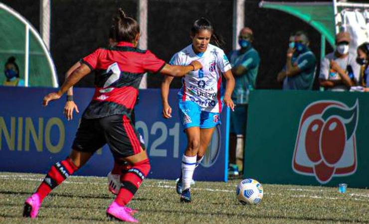 Flamengo empata sem gols com o Napoli-SC pelo Brasileirão Feminino