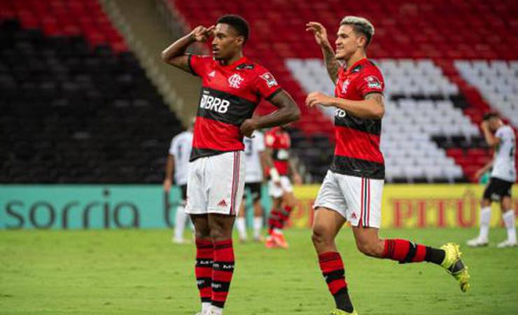 Em apenas 10 jogos na temporada, Vitinho já supera seu total de gols marcados em 2020