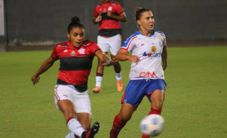 Flamengo bate Bahia fora de casa e conquista primeira vitória no Brasileirão Feminino