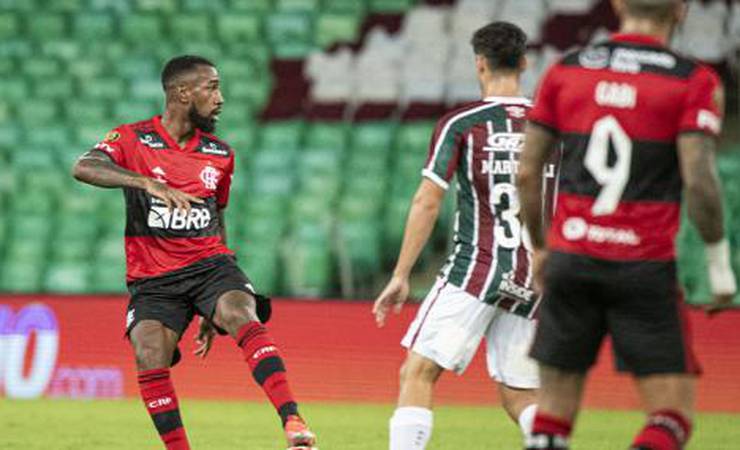 Flamengo sai na frente, Fluminense reage, e primeira partida da decisão do Carioca termina em empate