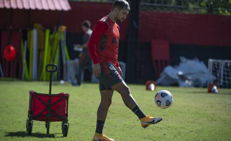 Arrascaeta testa positivo para a Covid-19 e desfalca o Uruguai nas Eliminatórias da Copa