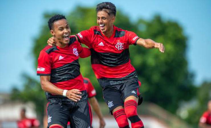 Carioca Sub-20: Flamengo derrota o Bangu com gols de Lázaro e Thiaguinho