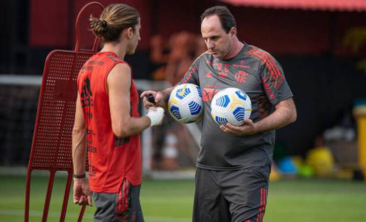 Rogério Ceni testa positivo para Covid-19; Maurício Souza dirige o Flamengo nos próximos dois jogos