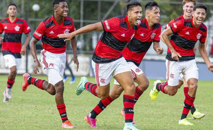 VÍDEO: Flamengo vence o Botafogo de virada por 4 a 3 na Copa Rio Sub-17; veja os gols