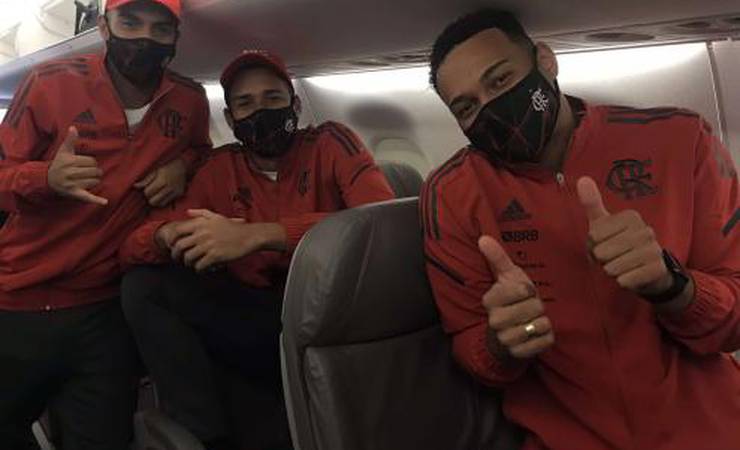 Flamengo embarca para Caxias do Sul, onde enfrenta o Juventude