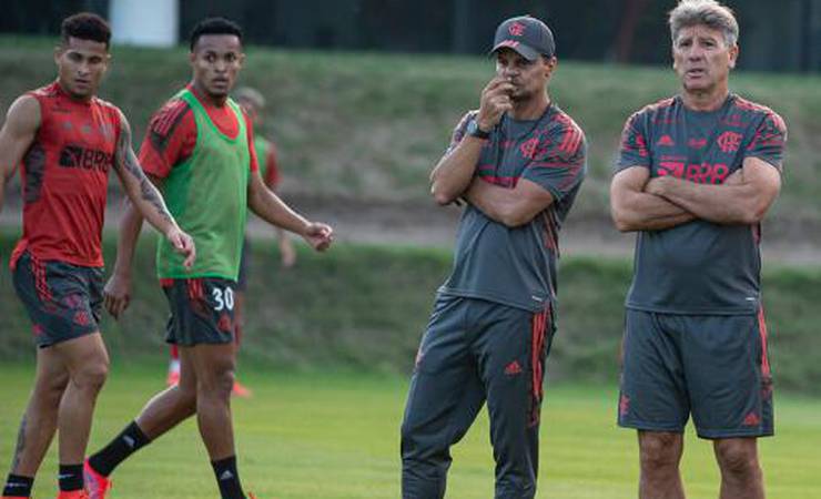 Sem Pedro e Rodrigo Caio, Flamengo divulga relacionados para as quartas da Libertadores; veja o time