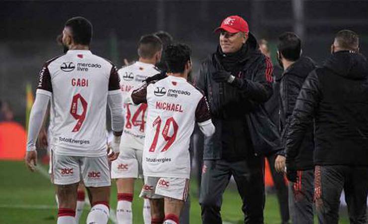 VÍDEO: Michael destaca 'única cobrança' de Renato no Flamengo e diz: 'É um cara que aprendi a amar'